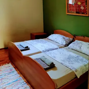 Zelena Kuca- House Ližnjan